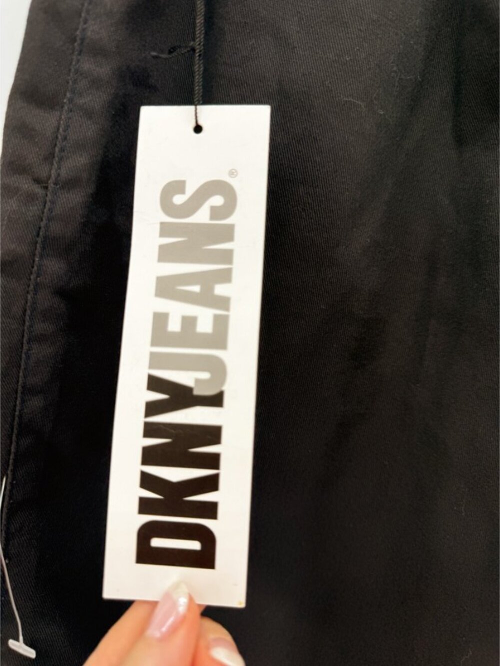 DKNY JEANS Dark Navy Bermuda Pleated Front Walking Shorts Cotton Vtg 90s NEW 6 - Picture 5 of 9